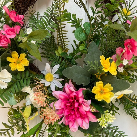 Handmade wreath - Picture 4 of 8